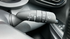 Toyota Yaris 1.5 Hybrid Icon 5dr CVT Hybrid Hatchback